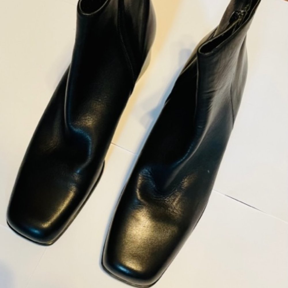 Sudini leather ankle boots